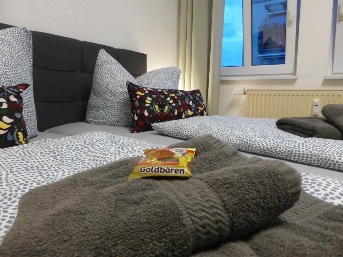 Jena City Apartment, Balkon, Sonnig, Wifi, Parkplaetze, Naehe Zentrum Exterior photo